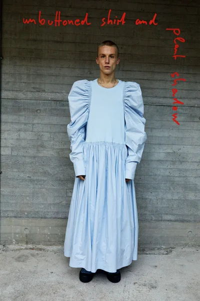 Look 18